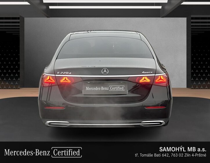Mercedes-Benz Třídy E 4