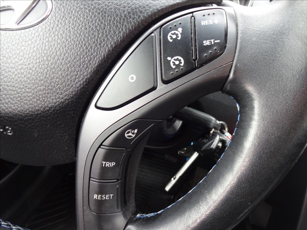 Hyundai i30 Kombi 1,6 l 99 kw