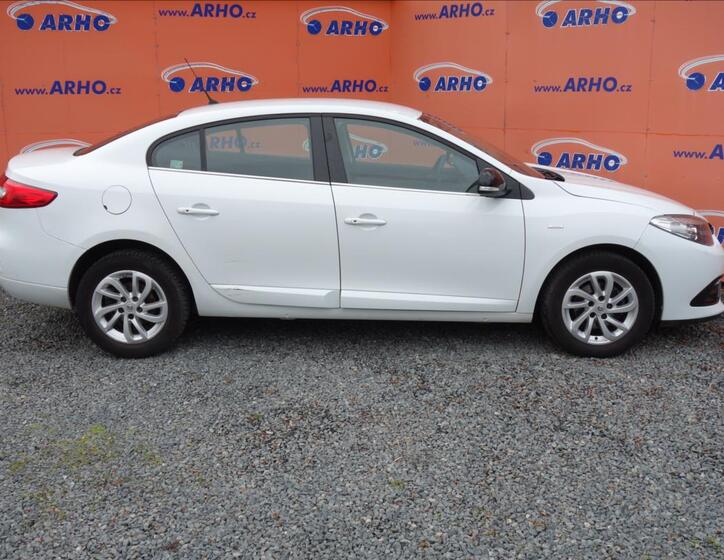 Renault Fluence 8