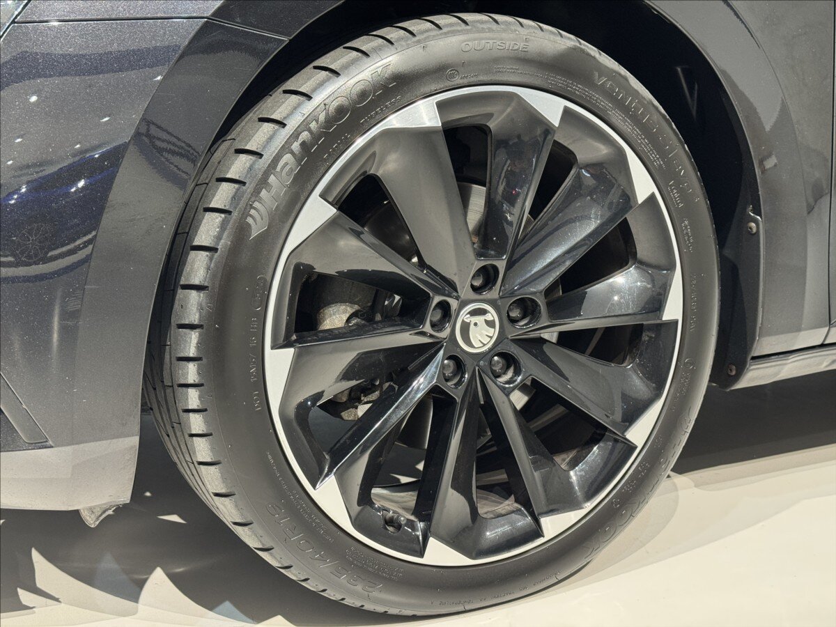 Škoda Superb Kombi 2,0 l 110 kw