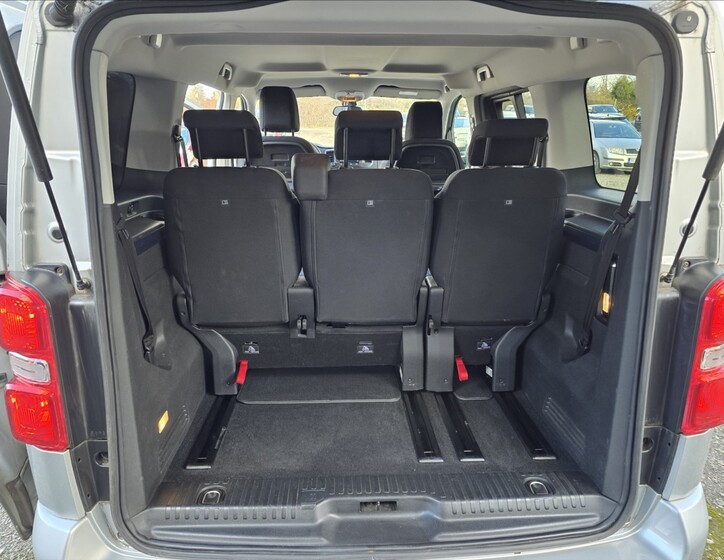 Peugeot Traveller 14