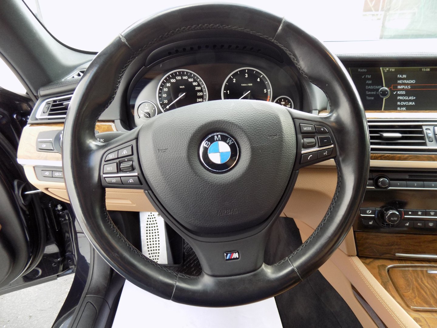 BMW Řada 7 Sedan / Limuzína 3,0 l 225 kw