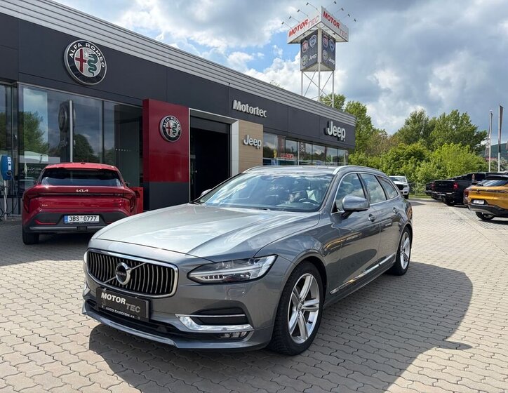 Volvo V90 Kombi 2,0 l 140 kw