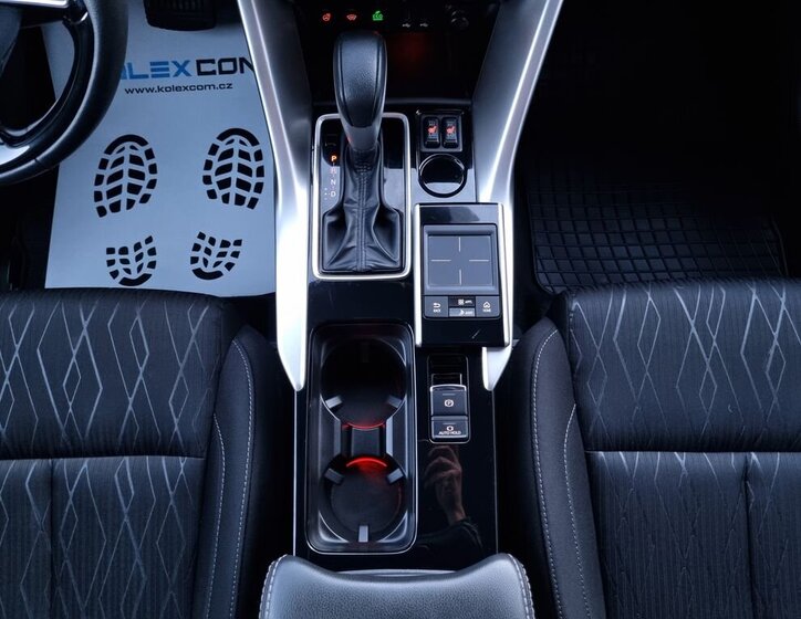 Mitsubishi Ostatní SUV / Terénní 1,5 l 120 kw