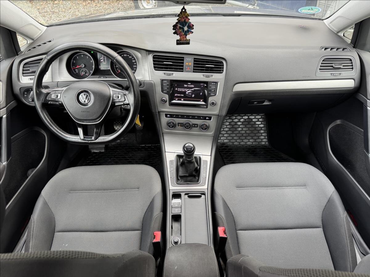 Volkswagen Golf Hatchback 1,2 l 63 kw