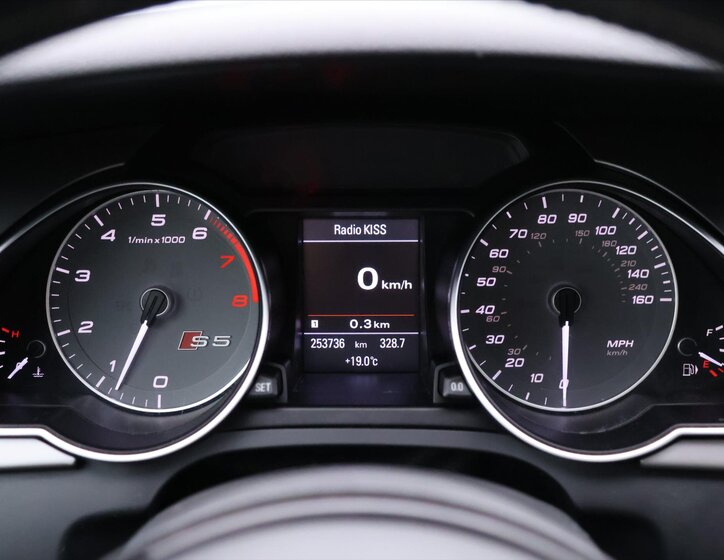 Audi S5 15