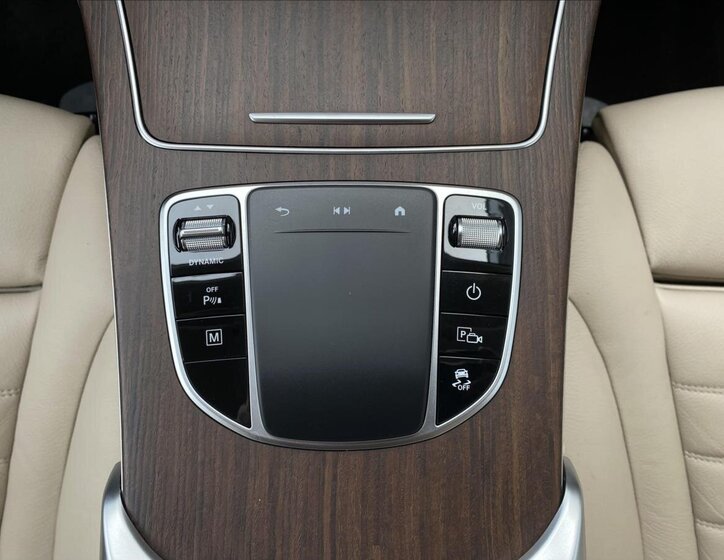 Mercedes-Benz GLC SUV 2,0 l 143 kw