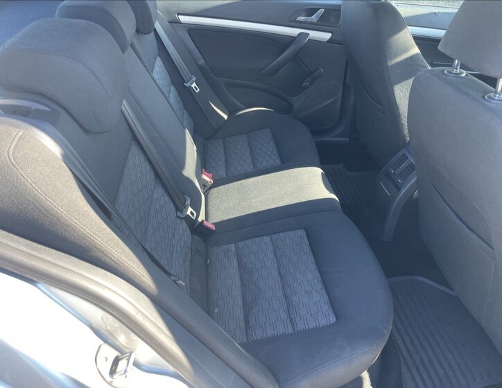 Škoda Octavia Sedan / Limuzína 1,9 l 77 kw