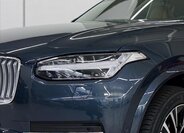 Volvo XC90 SUV / Terénní 2,0 l 335 kw