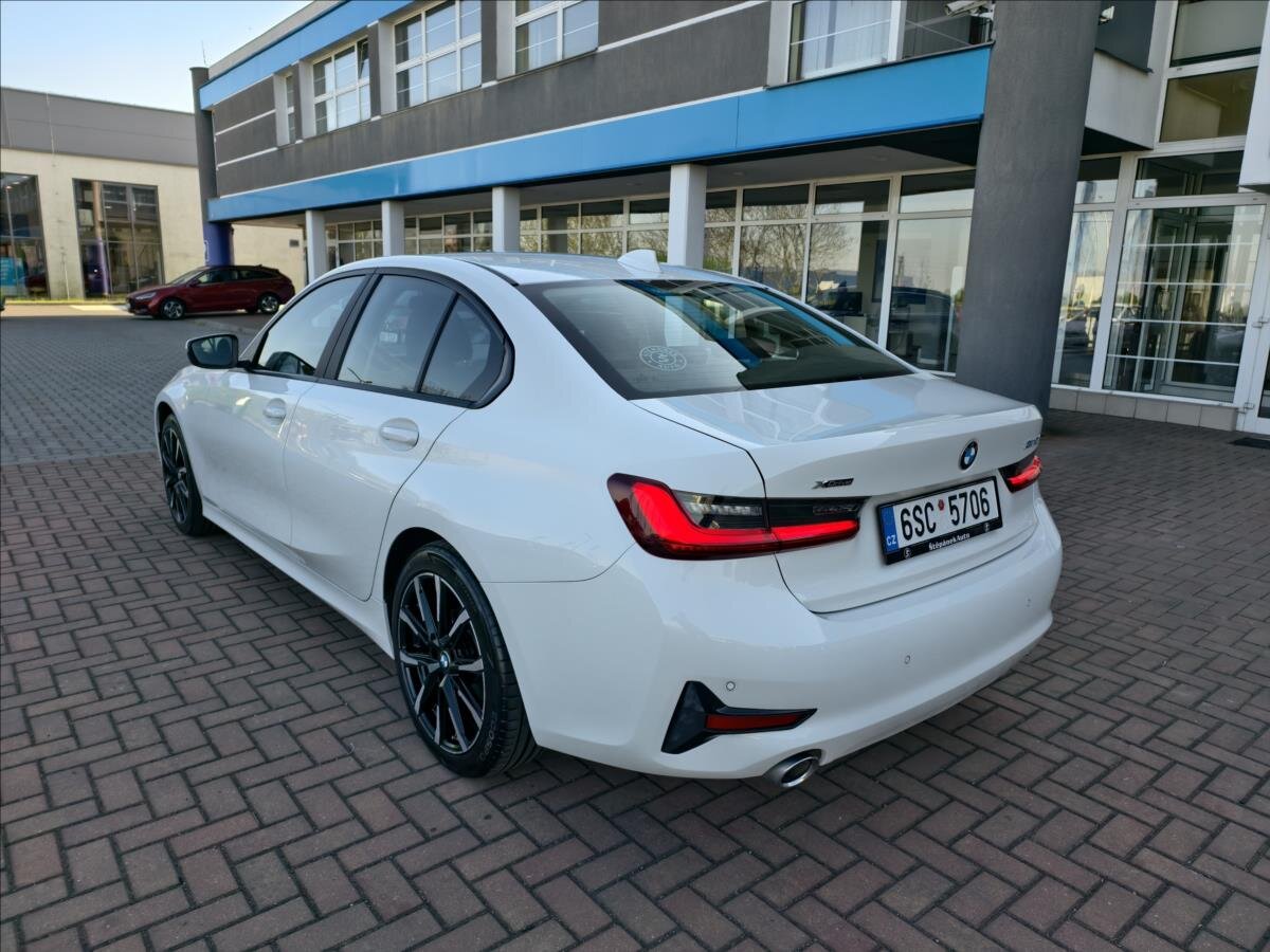 BMW Řada 3 Sedan 2,0 l 140 kw