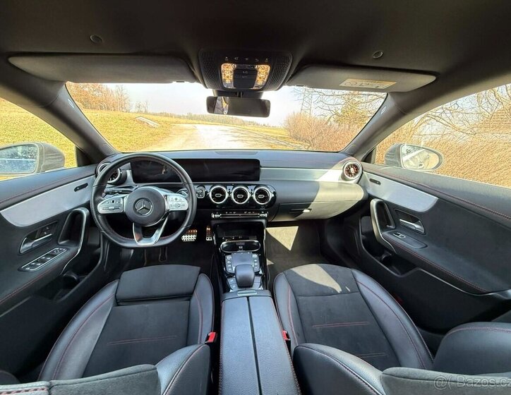 Mercedes-Benz CLA Kombi 2,0 l 225 kw
