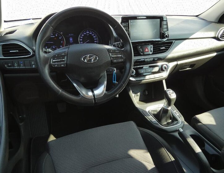 Hyundai i30 Kombi 998,0 88 kw