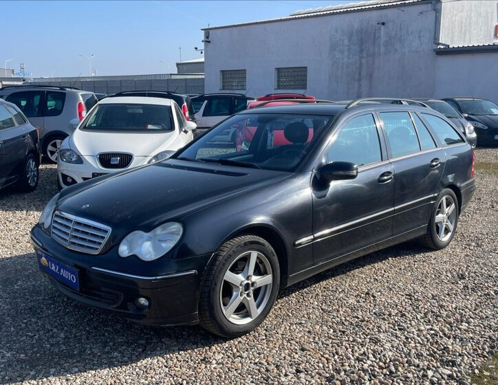 Mercedes-Benz Třídy C Kombi 2,1 l 110 kw