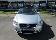 Volkswagen EOS 2