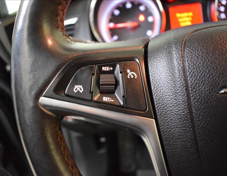 Opel Astra Kombi 2,0 l 121 kw