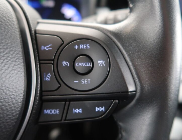 Toyota Corolla Kombi 2,0 l 112 kw