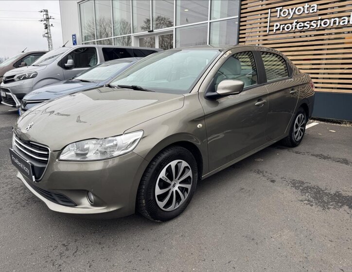 Peugeot 301 Sedan / Limuzína 1,6 l 85 kw