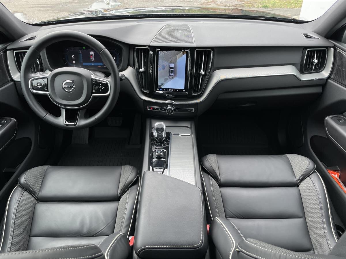 Volvo XC60 SUV / Terénní 2,0 l 173 kw