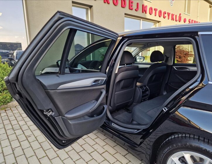 BMW Řada 5 Kombi 2,0 l 140 kw