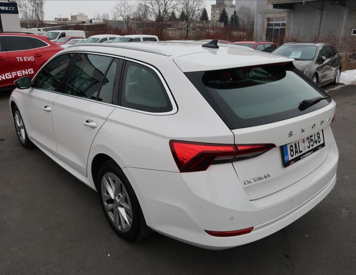 Škoda Octavia Kombi 2,0 l 110 kw