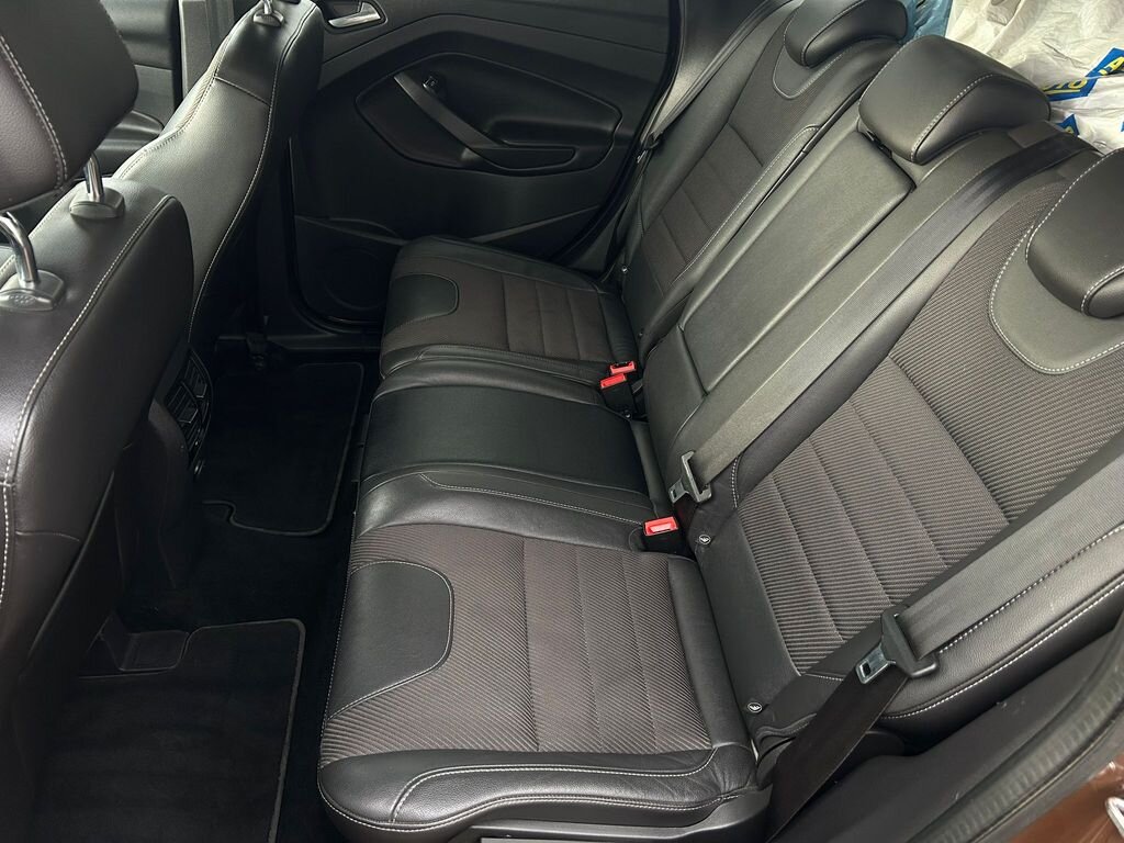 Ford Kuga SUV 2,0 l 120 kw