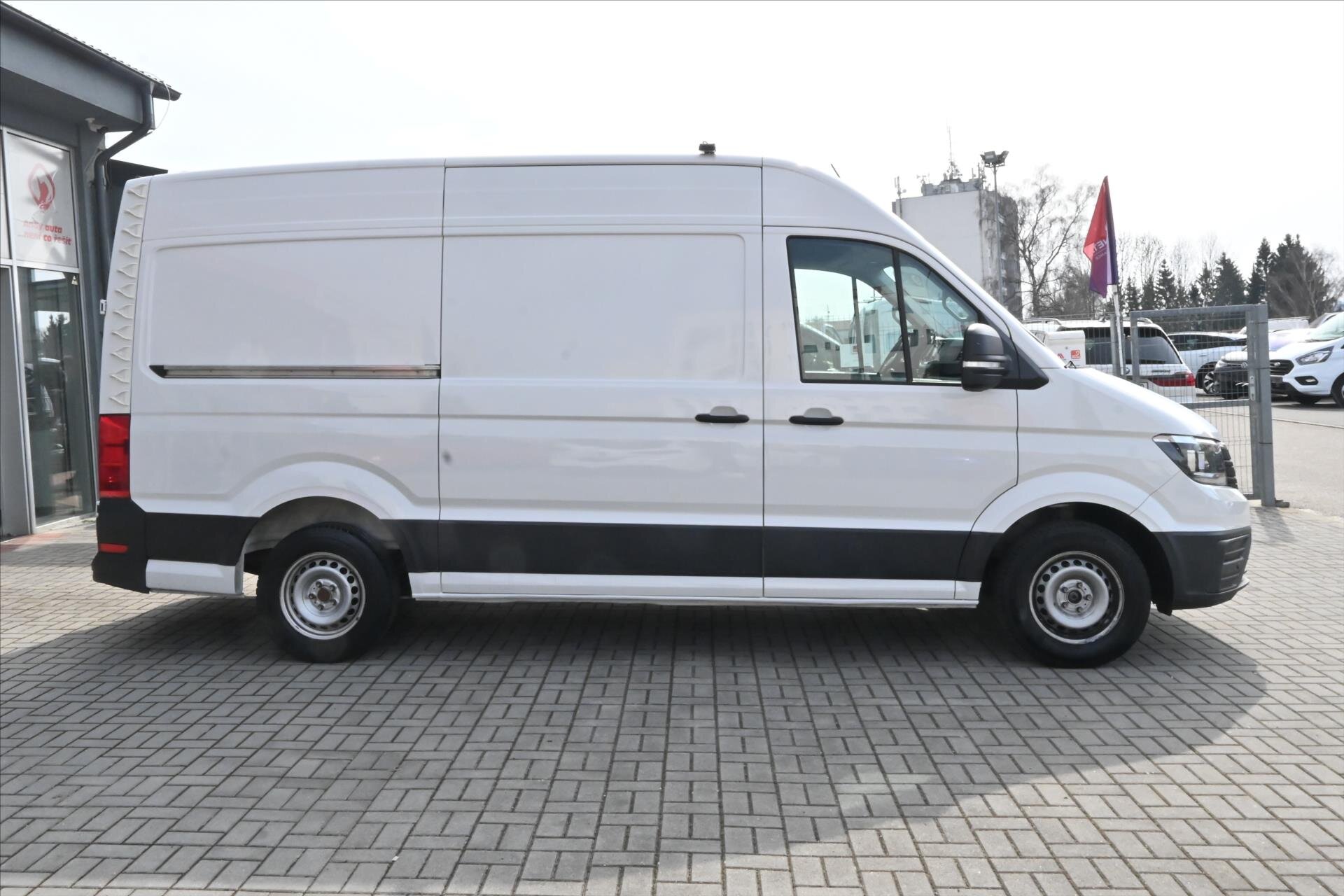 Volkswagen Crafter Skříň 2,0 l 103 kw