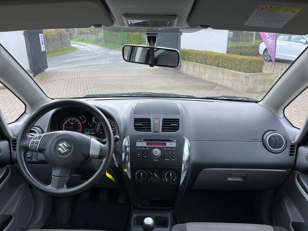 Suzuki SX4