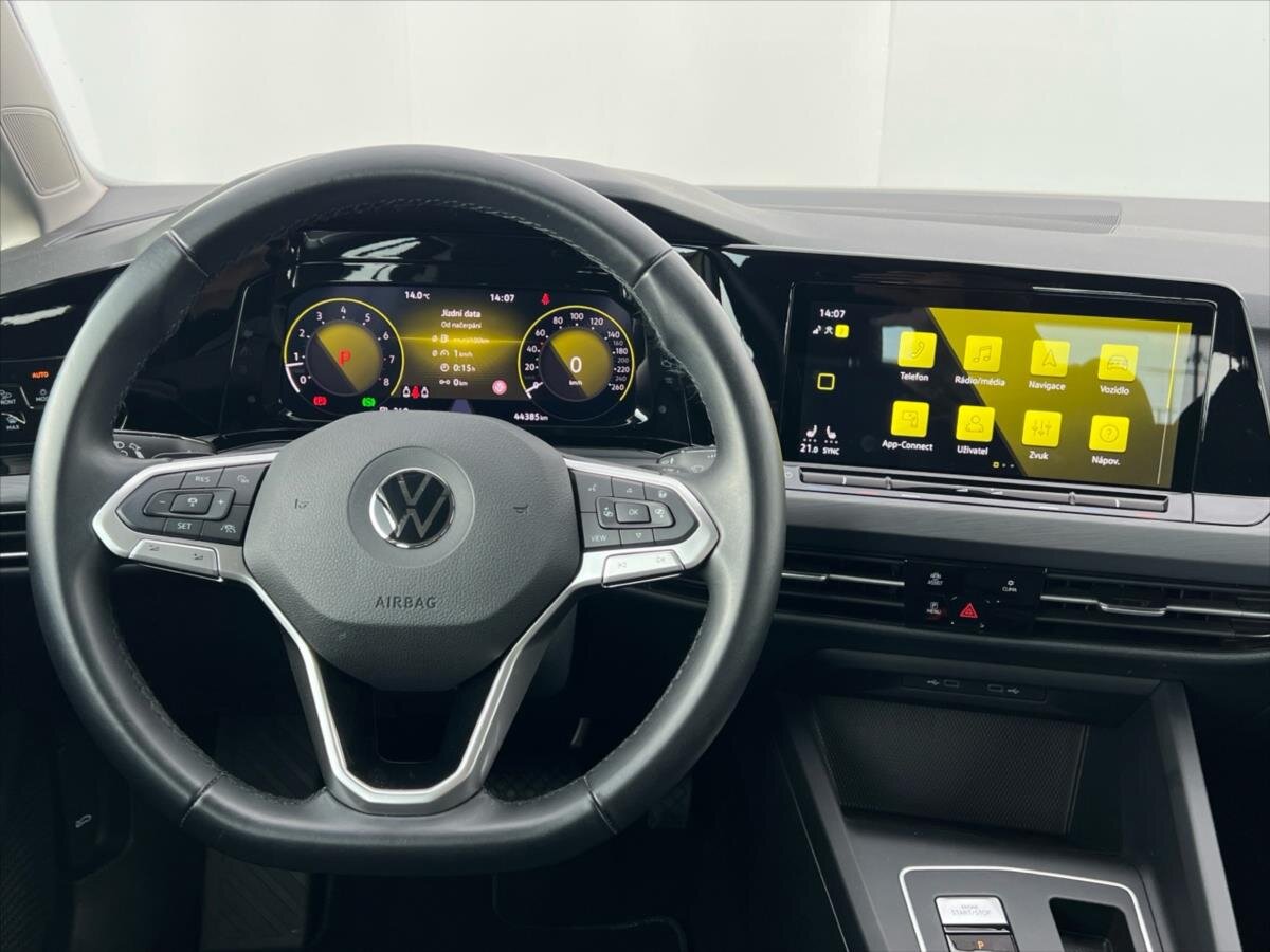 Volkswagen Golf Hatchback 1,5 l 96 kw