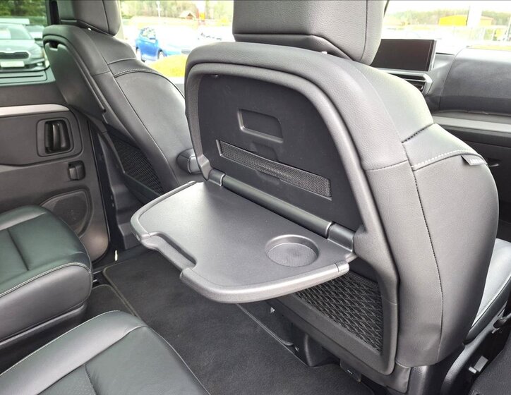 Citroën SpaceTourer MPV 2,0 l 130 kw