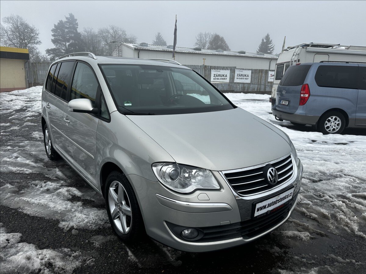 Volkswagen Touran Kombi 1,4 l 103 kw