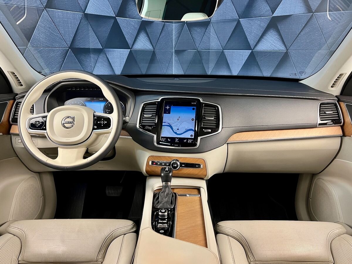 Volvo XC90 SUV 2,0 l 173 kw