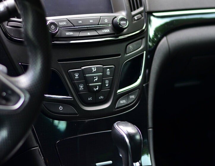 Opel Insignia Sedan / Limuzína 0,0 125 kw