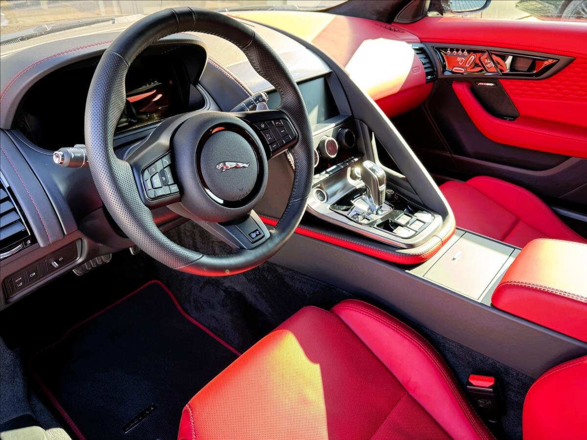 Jaguar F-Type Kabriolet 5,0 l 423 kw
