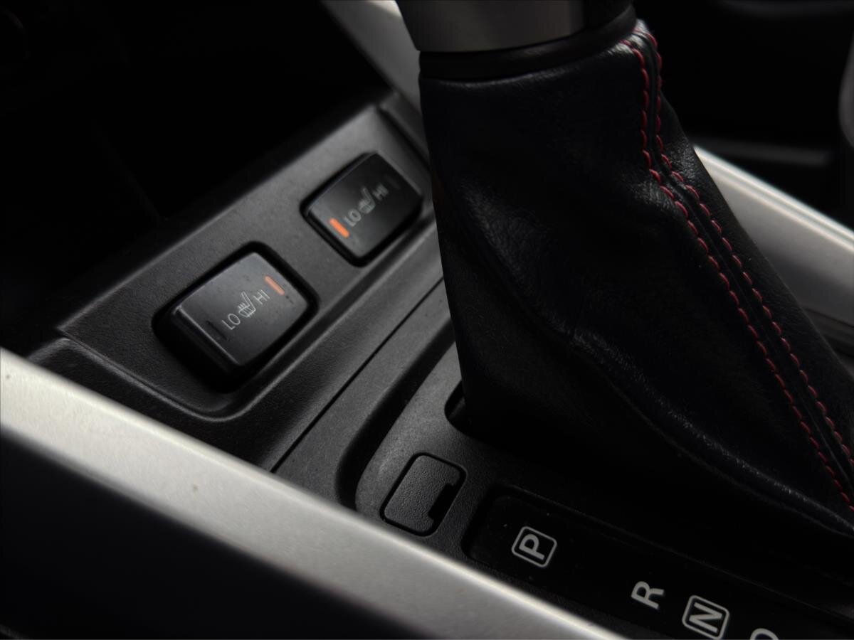 Suzuki Vitara SUV 1,4 l 103 kw