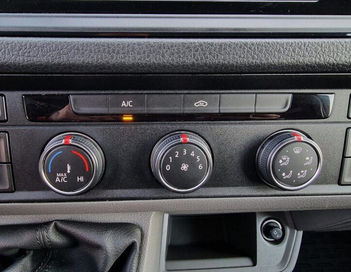 Volkswagen Crafter Skříň 2,0 l 103 kw