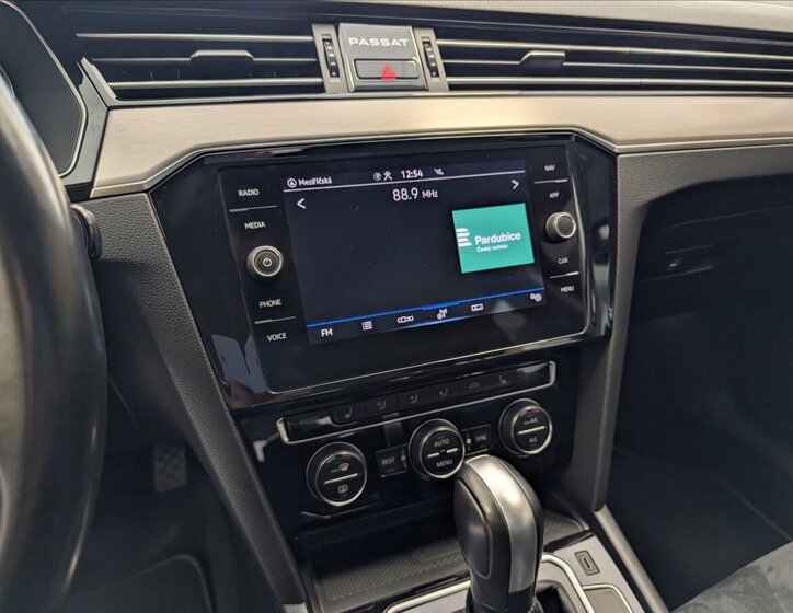 Volkswagen Passat Kombi 2,0 l 140 kw