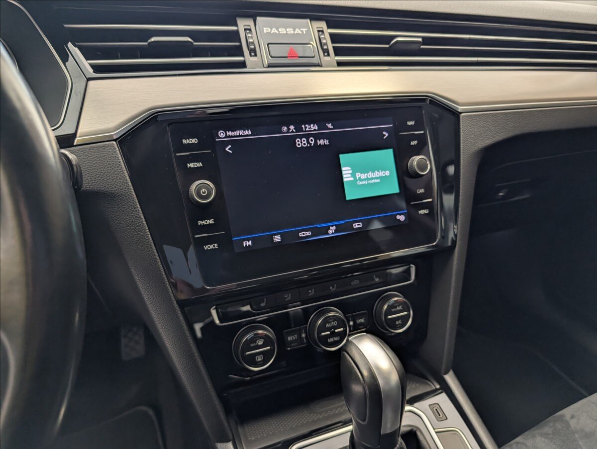 Volkswagen Passat Kombi 2,0 l 140 kw