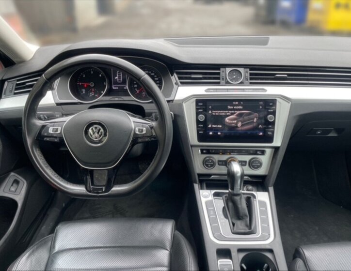 Volkswagen Passat Sedan / Limuzína 2,0 l 110 kw