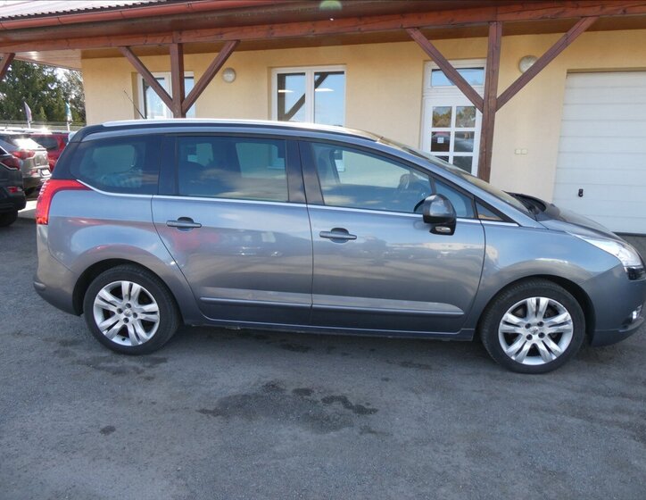 Peugeot 5008 MPV 1,6 l 115 kw