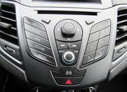 Ford Fiesta 16