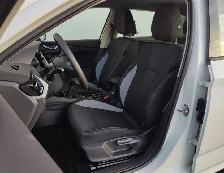 Škoda Kamiq SUV 999,0 85 kw