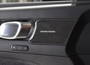 Volvo EX40 SUV / Terénní 0,0 325 kw