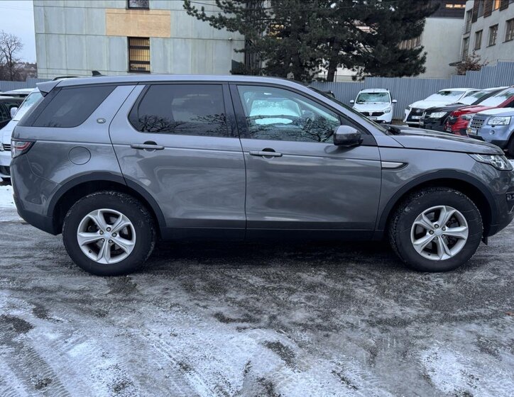 Land Rover Discovery Sport 4