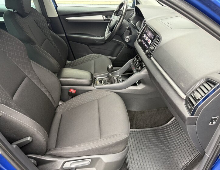 Škoda Karoq SUV / Terénní 1,6 l 85 kw