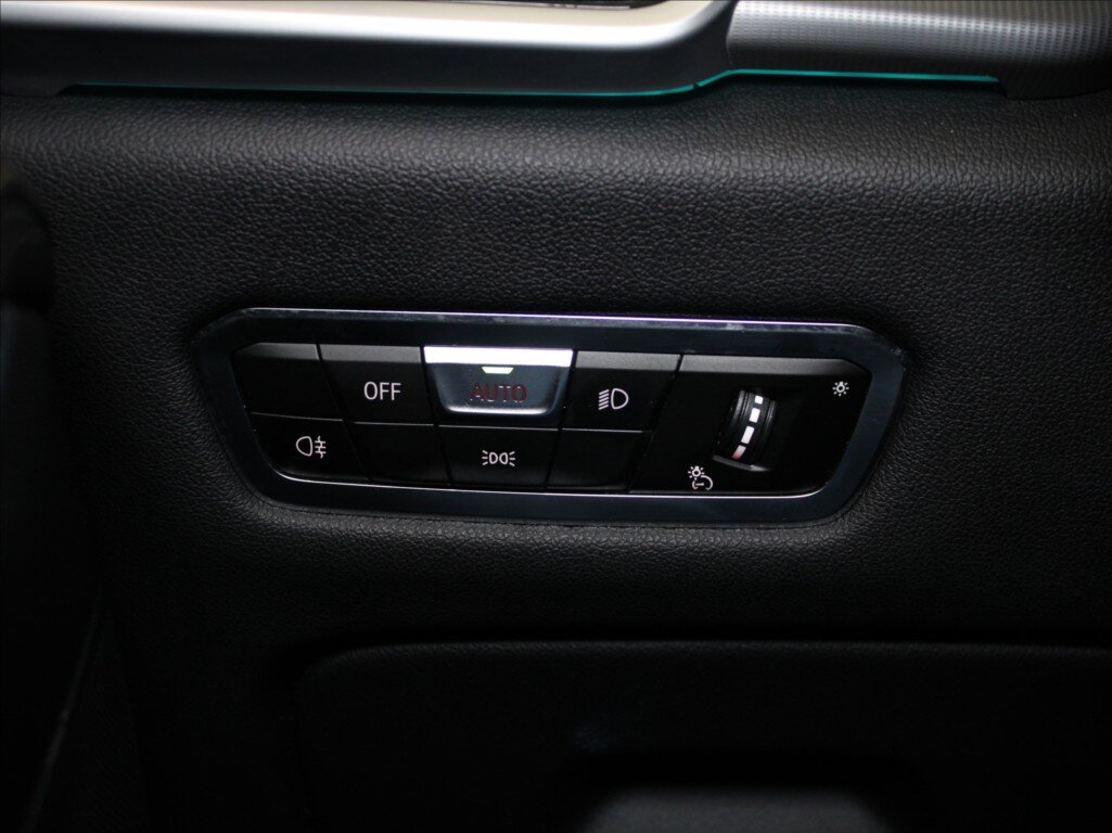BMW X5 SUV / Terénní 3,0 l 245 kw
