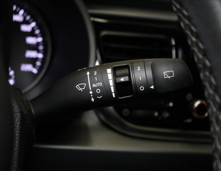 KIA Rio Hatchback 998,0 73 kw