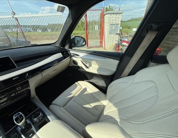 BMW X5 24