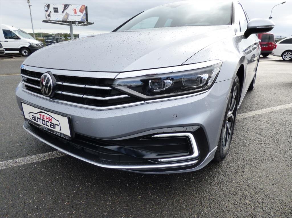 Volkswagen Passat Kombi 1,4 l 115 kw