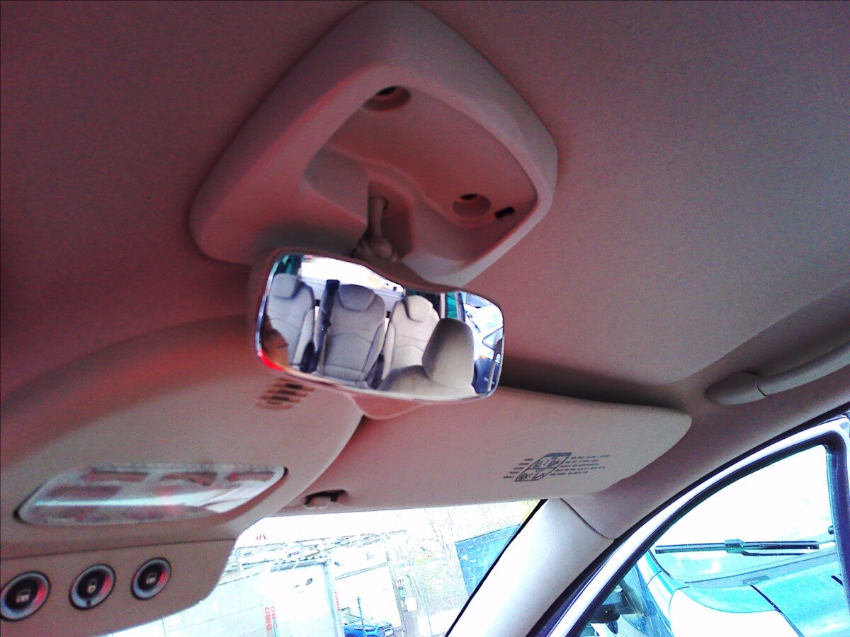 Peugeot 807 MPV 2,0 l 100 kw