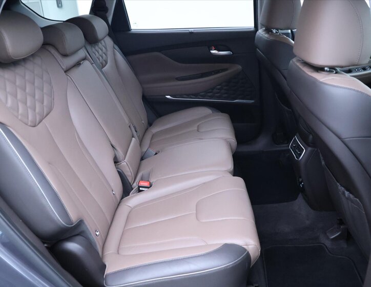 Hyundai Santa Fe SUV 2,2 l 142 kw